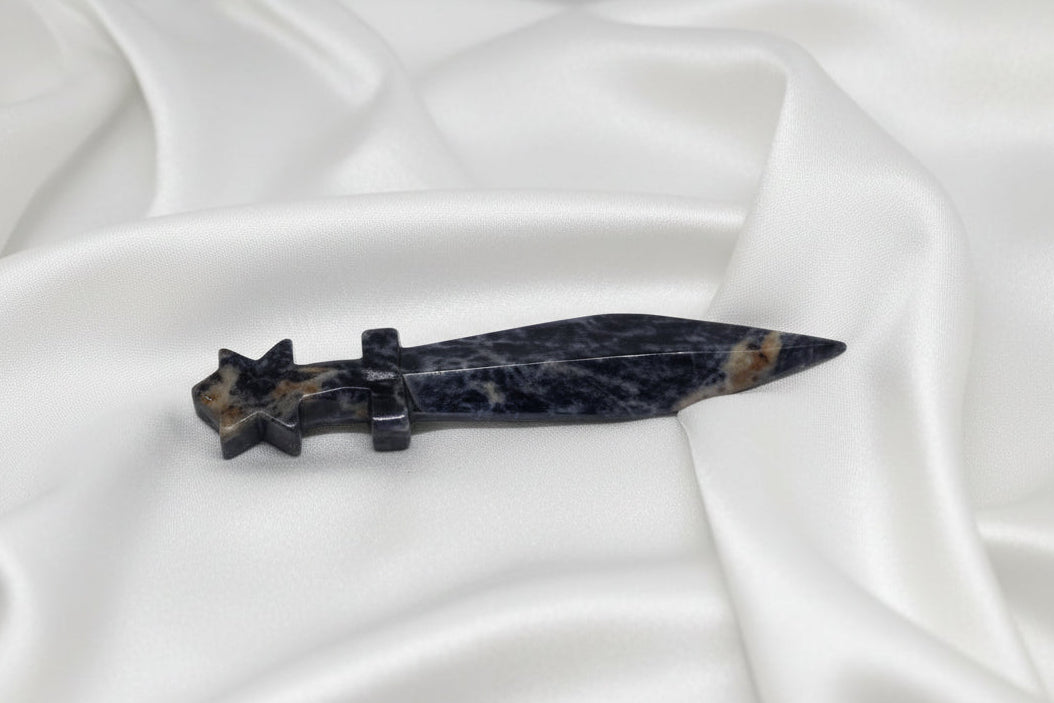 Sodalite Dagger